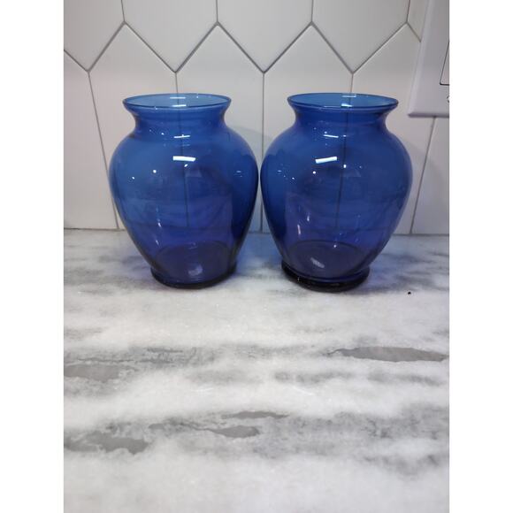 Cobalt Blue Glass Flower Vase Pair, 7.5" Height, Ginger Jar Set, Wedding Decor - Picture 4 of 9